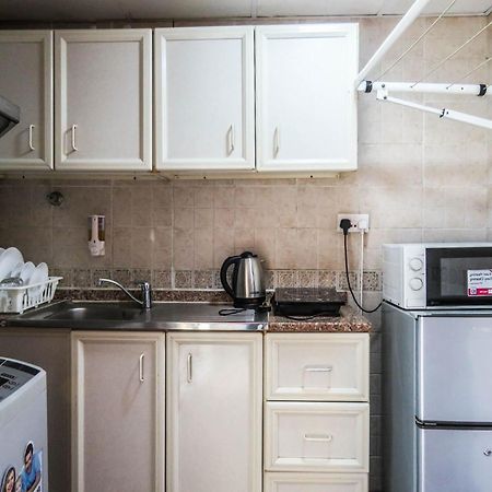 Al Ferdous Hotel Apartment Шарджа Экстерьер фото